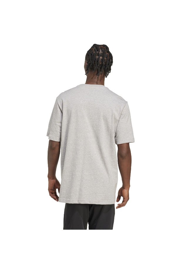 اديداس تي شيرت رجالي بأكمام قصيرة مطبوع عليه    رمادي - Image 3